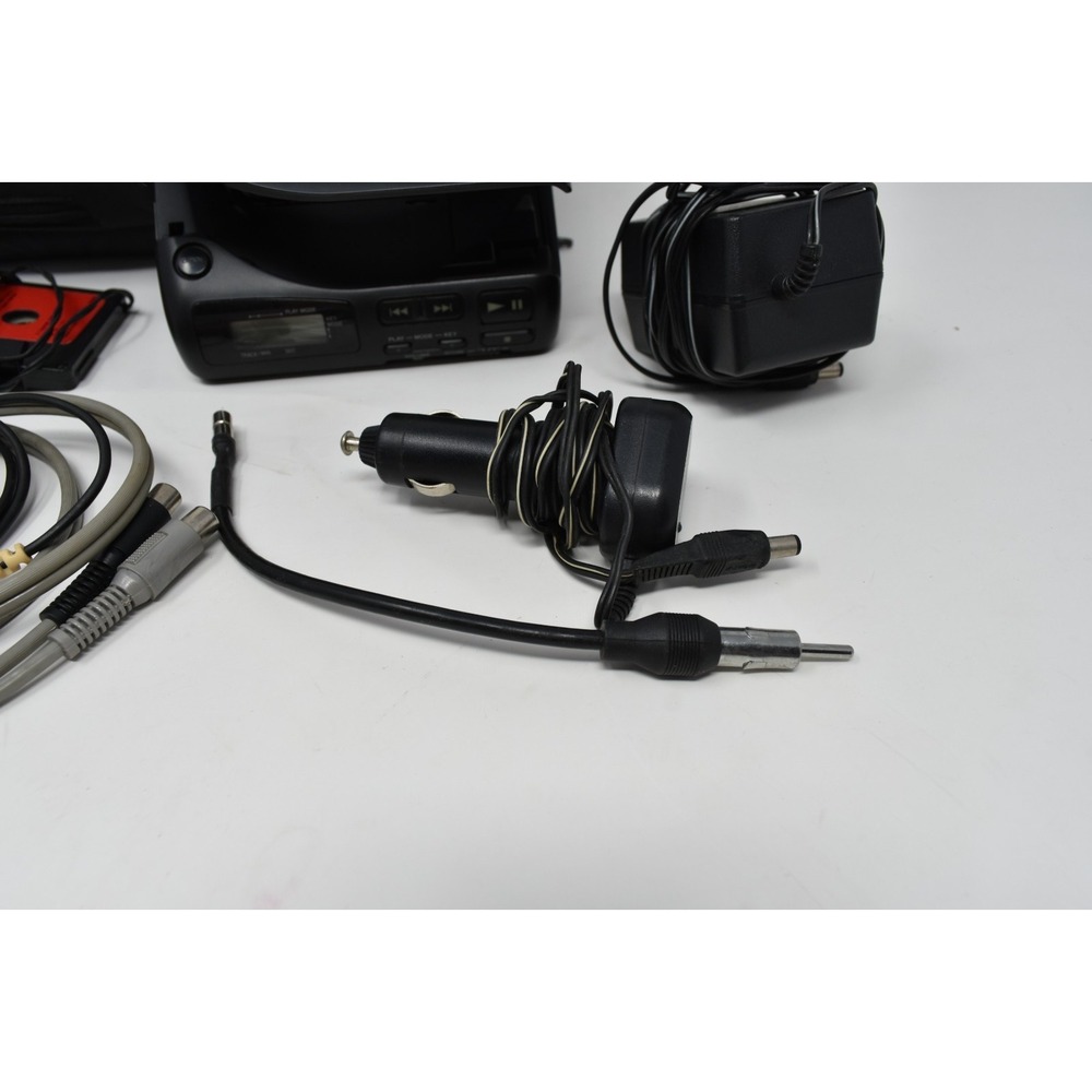 Vintage Sony D-180K Car Discman Portable CD Player Complete Kit Case Adapter - Picture 3 of 10